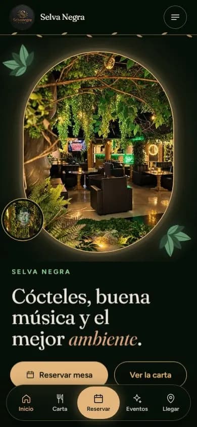 Portada en celular de la web de Selva Negra, bar lounge